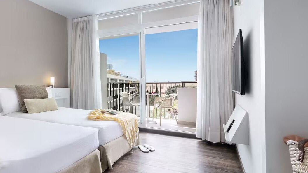 XTRA Sol Junior Suite 